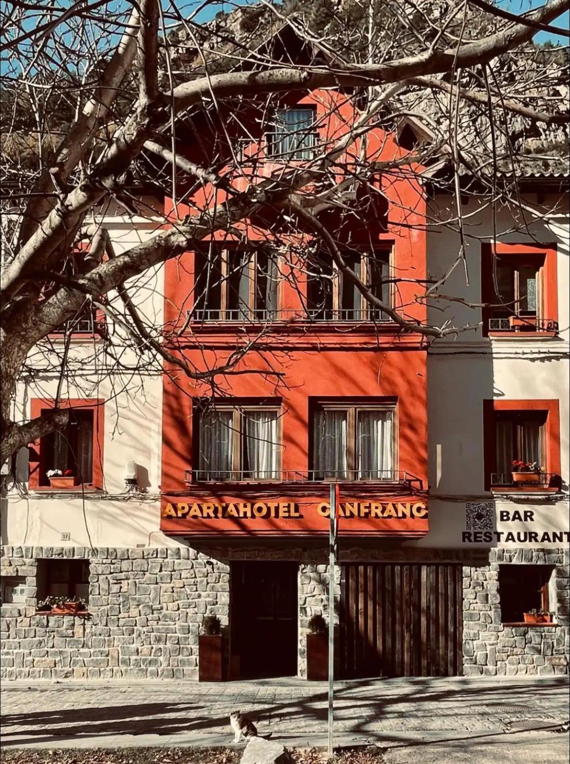 Apartahotel Canfranc Extérieur photo